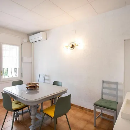 Casita En Empuriabrava Jardin Av-17 Сasa de vacaciones Gerona